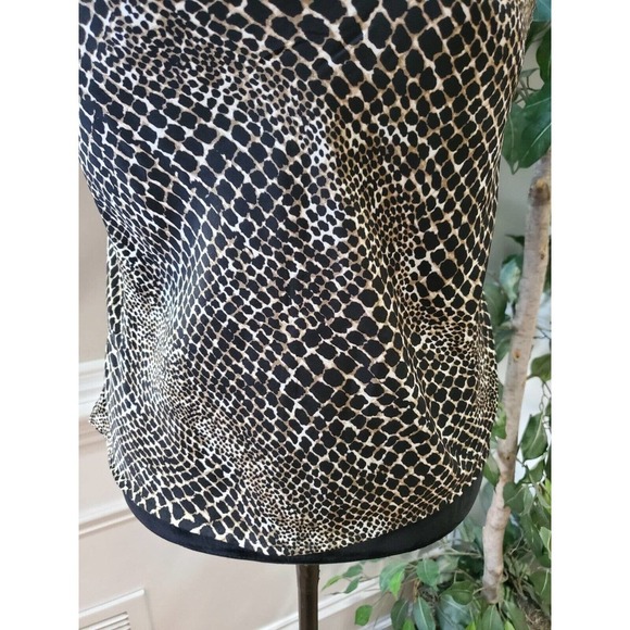 Banana Republic Women's Multicolor Snack Print Square Neck Sleeve Top Blouse PS - Picture 4 of 9